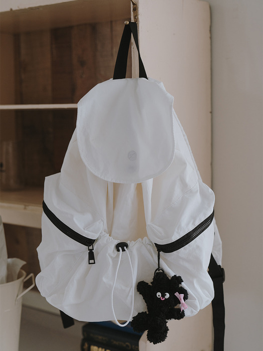 [키링증정] Rustle String Backpack - White