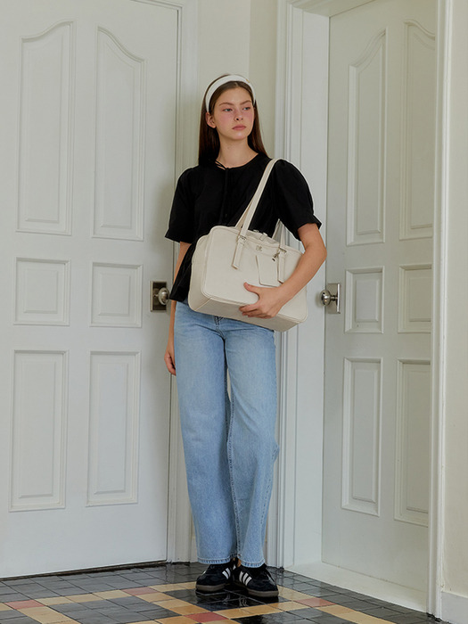 SQUARE MULTI SHOULDER BAG_IVORY