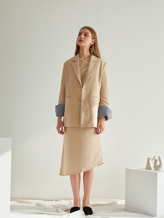 Slit Jacket + Skirt SET -Beige