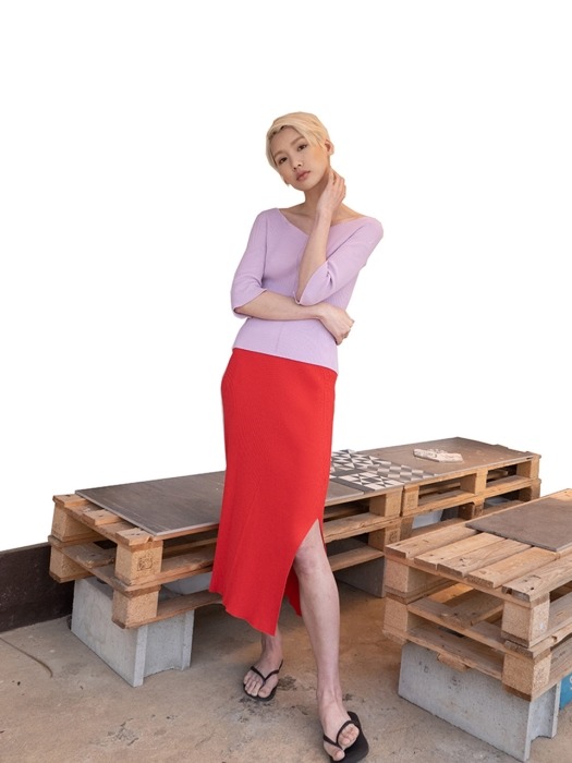 [flat] RED WHOLEGARMENT UNBALANCE RIB SKIRT