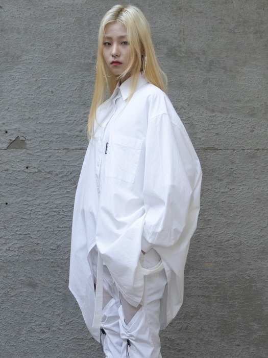 Handle oversized shirt(white)