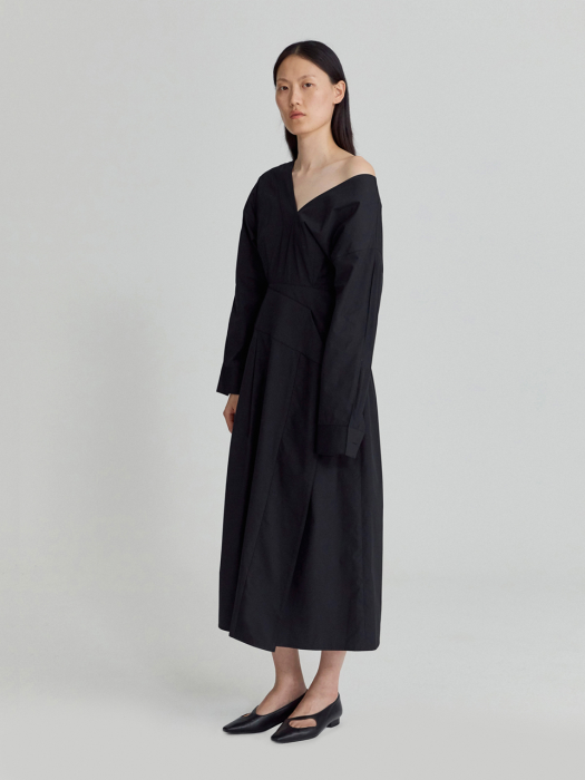 V-NECK COTTON DRESS (BLACK)