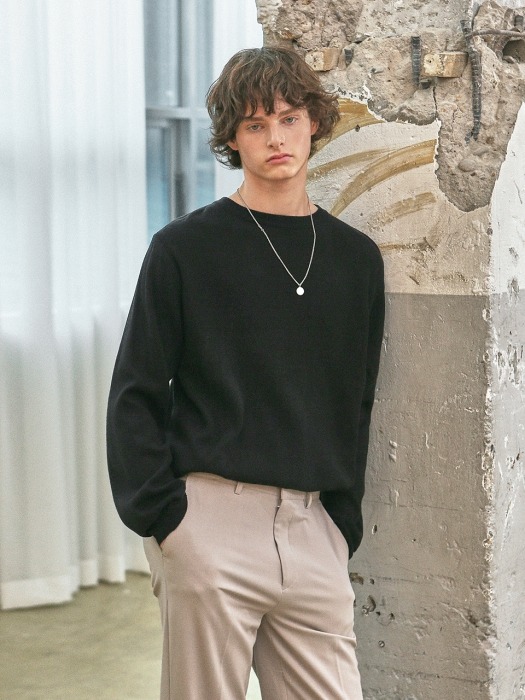 SOLID OVER ROUND KNIT_BLACK