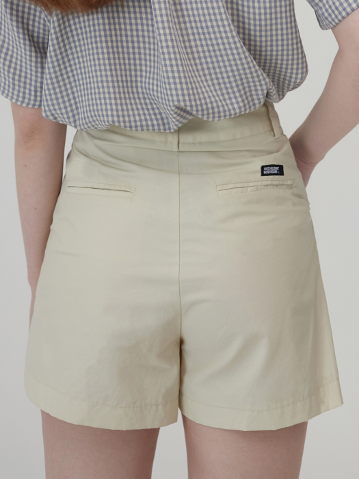 MG0S NYLON SHORTS (BEIGE)