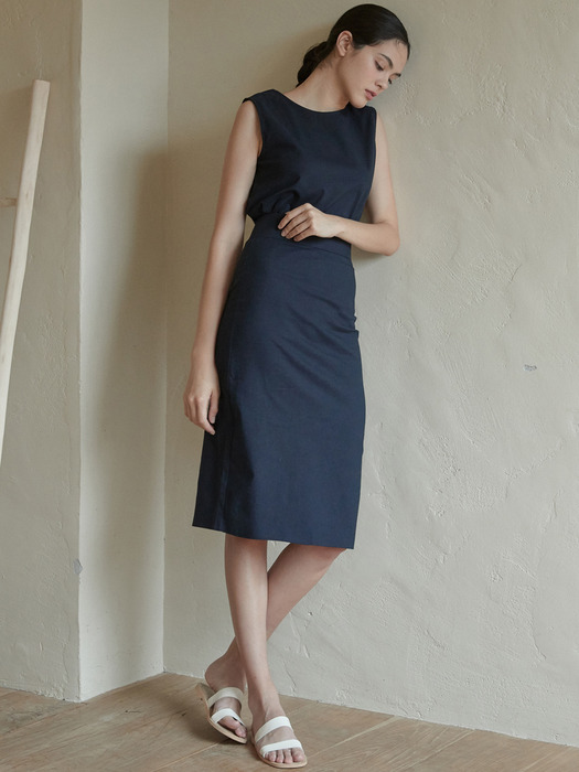 J517 [SET]sleeveless basic top+H skirt (navy)