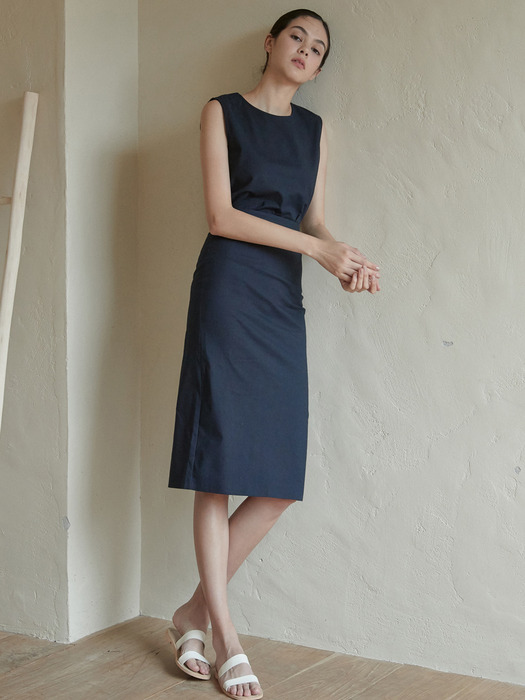 J517 [SET]sleeveless basic top+H skirt (navy)