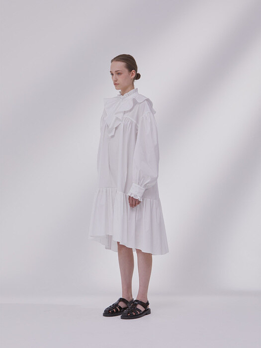 DEMERE FLOORED COLLAR DRESS (WHITE)