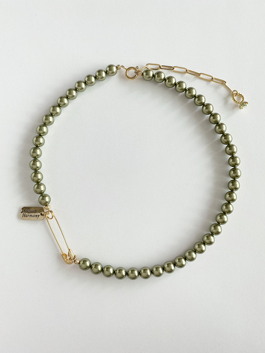 Olive green Pearl Necklace