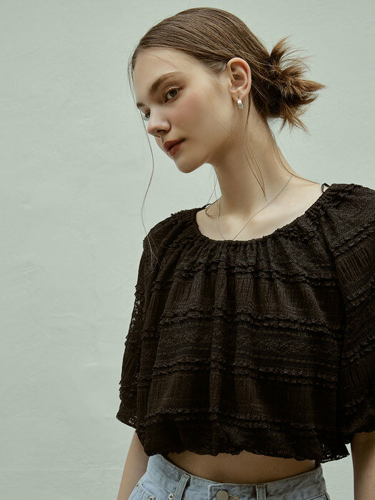 lace shirring crop blouse(black)
