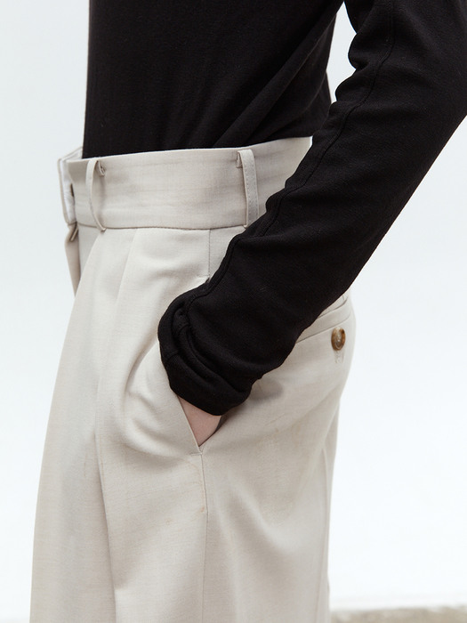 TOF TAPERED TWO TUCK TROUSER BEIGE