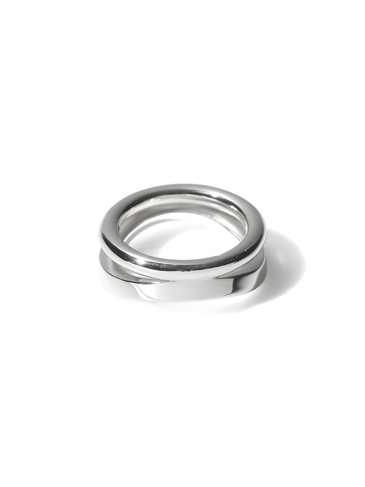 BOLD BENDING RING