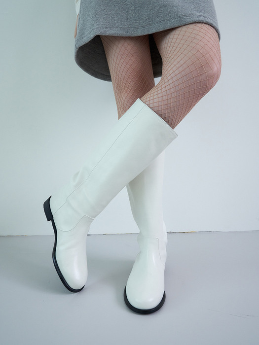 round long boots (white) 