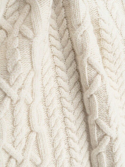 slim cable knit sweater_cream