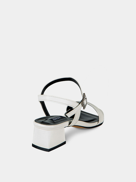 Ophal Sandals / Ivory