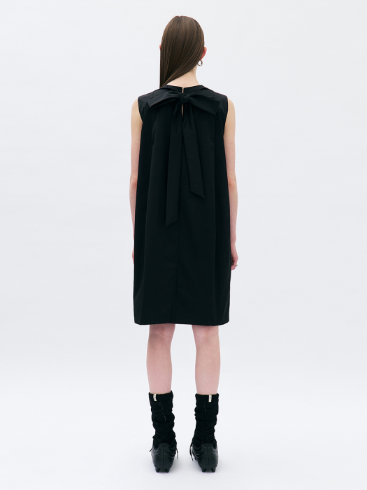 Back Ribbon Sleeveless Dress (Black)