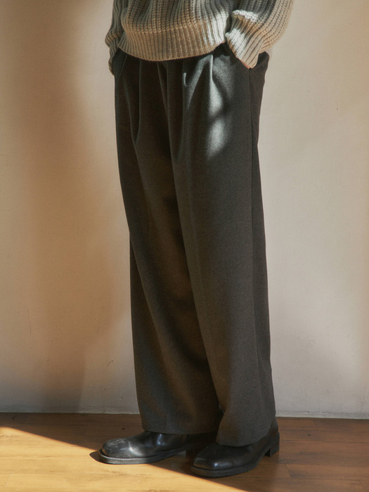 Likewool two-tuck semi-wide slacks(4col)