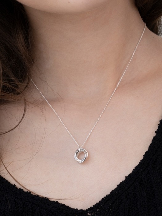 [Silver 925] Triple Circle Necklace SN41