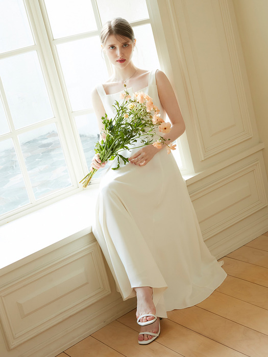 LAMIS sleevelss Dress_Ivory