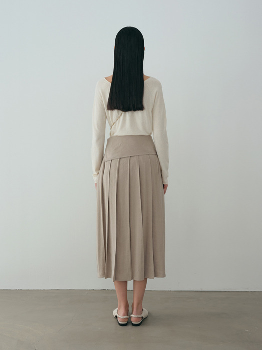 pleats skirt (pale khaki)