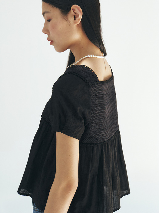 TFR LACE FLARE BUTTON BLOUSE_2COLORS