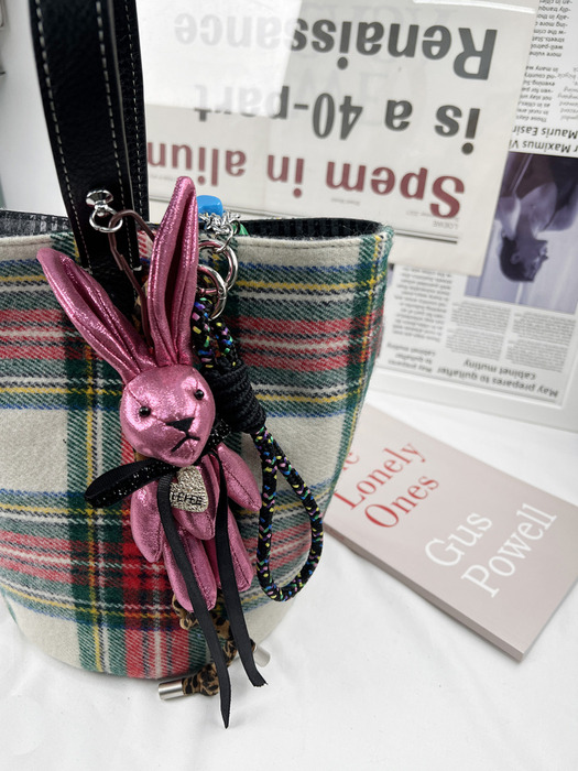 King Rabbit Bag Charm Key-ring