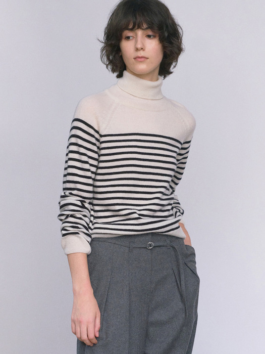 Stripe Cashmere Turtleneck Knit Pullover VC2499PO912M