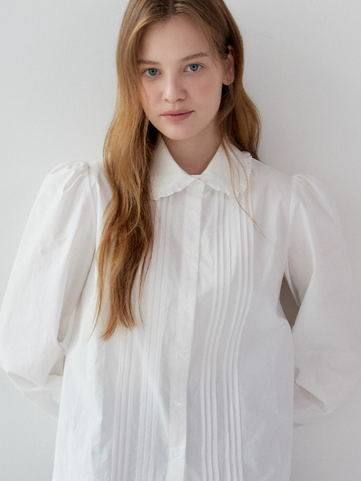 Pintuck Frill Collar Blouse