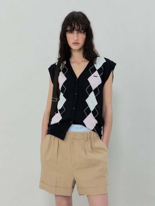 【GROVE】 CHLOE CABRA SHORTS / 追跡付 그로브]25SS CHLOE CABRA SHORTS (BEIGE)