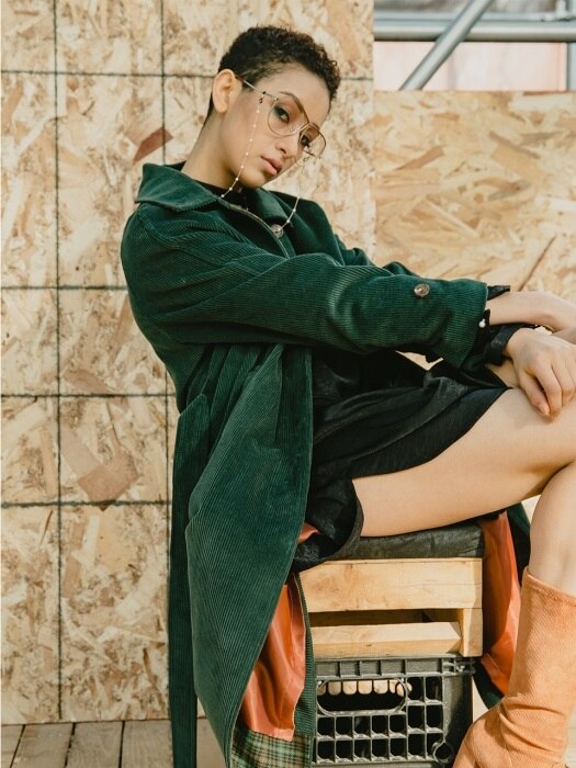 KELLY GREEN COAT