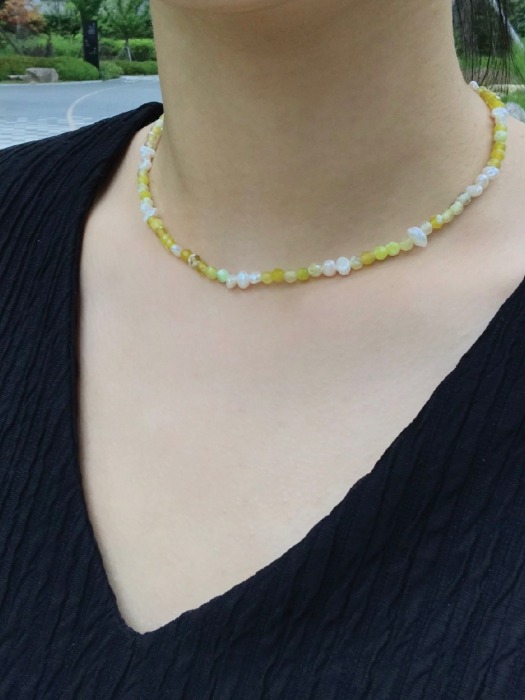Pearl & agate Necklace_ Yellow