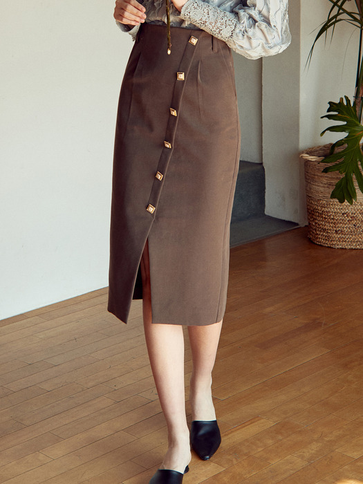 AMR1006 H button skirt (brown)