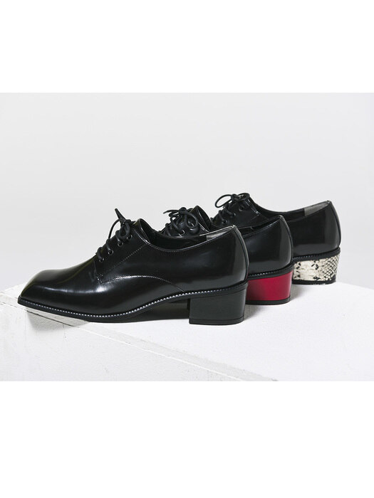 margot loafer wood heel (black)
