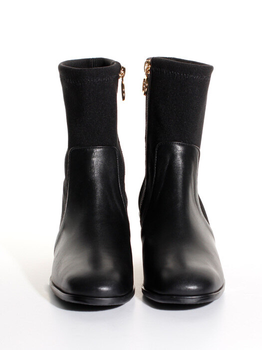 Chloe Span Leather Boots
