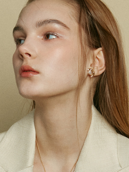 Luna Pearl Post Earring_2Color