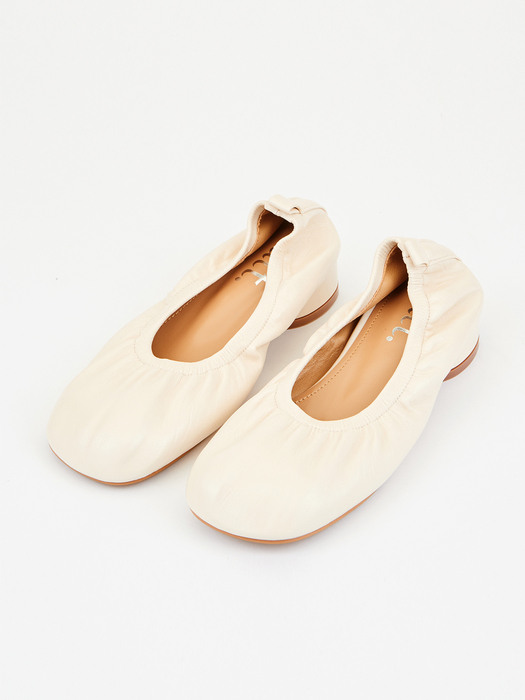 Shirring Flat (Ivory)