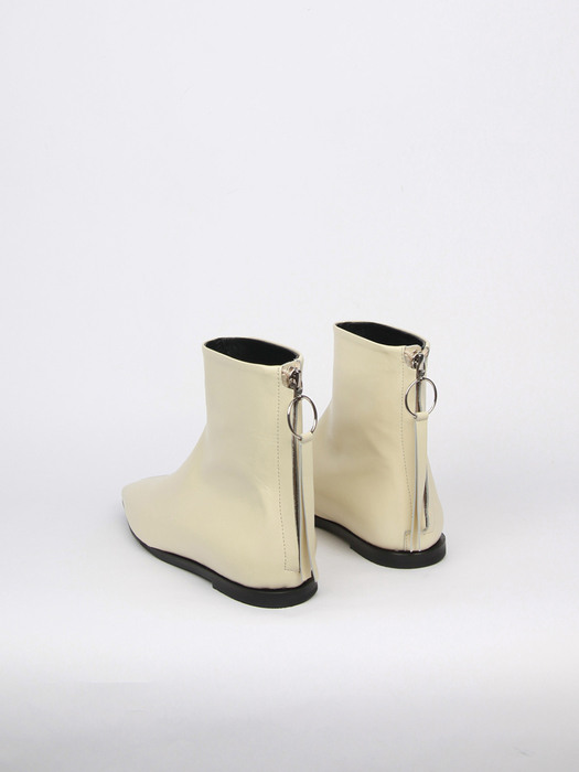 Bella Flat Ankle Boots Cream