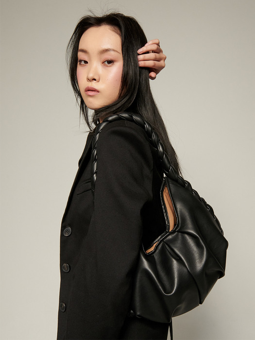 BRAID LEATHER BAG (BLACK)