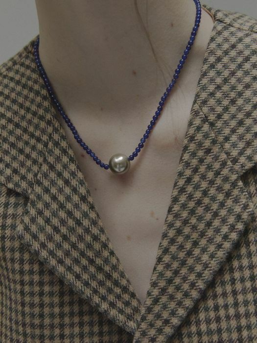 BLUE WITH PEARL NECKLACE 블루와 진주 목걸이