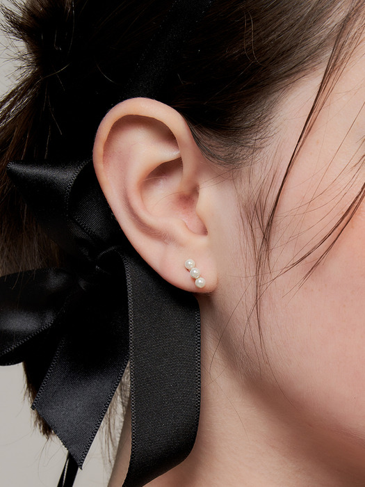 berry pearl earring