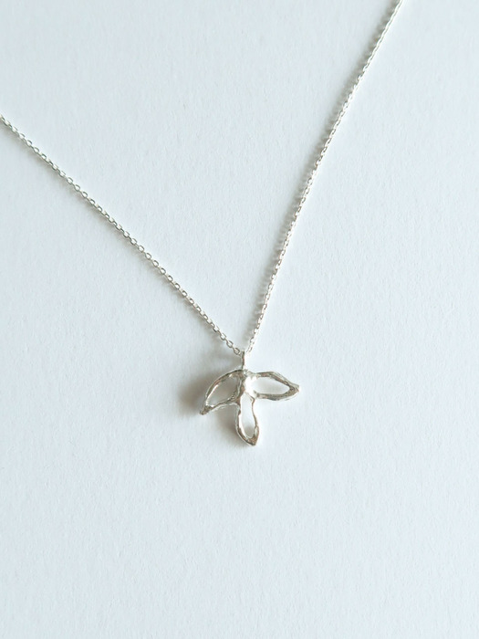 Maple necklace [silver/gold]