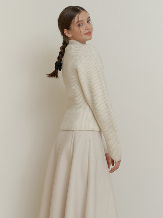 Peony volume knit (ivory)