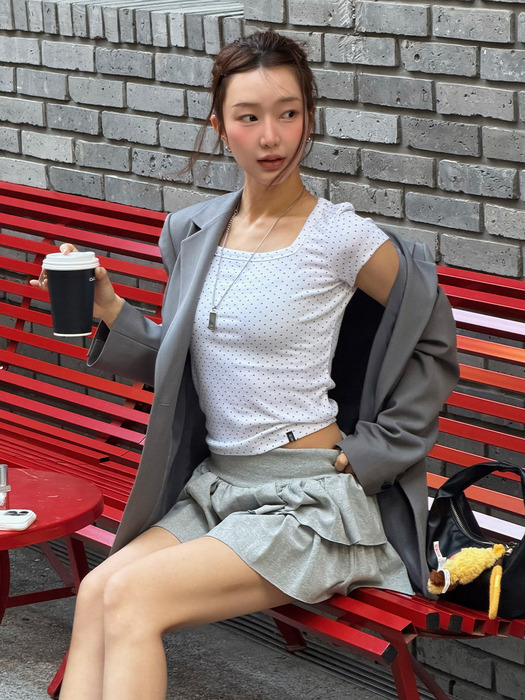D. BASIC COTTON SQUARE-NECK T - 12 COLOR