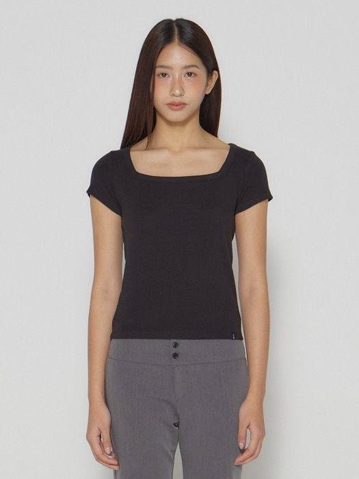 D. BASIC COTTON SQUARE-NECK T - 10 COLOR