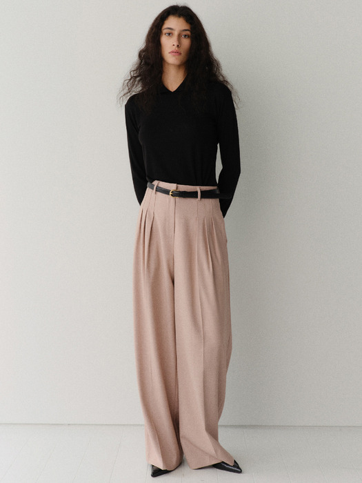 pleated trousers_pink