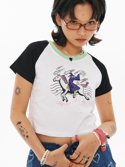 WITCH Raglan Crop T-shirt [White]