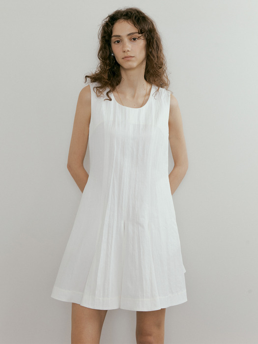 Turntee dress White