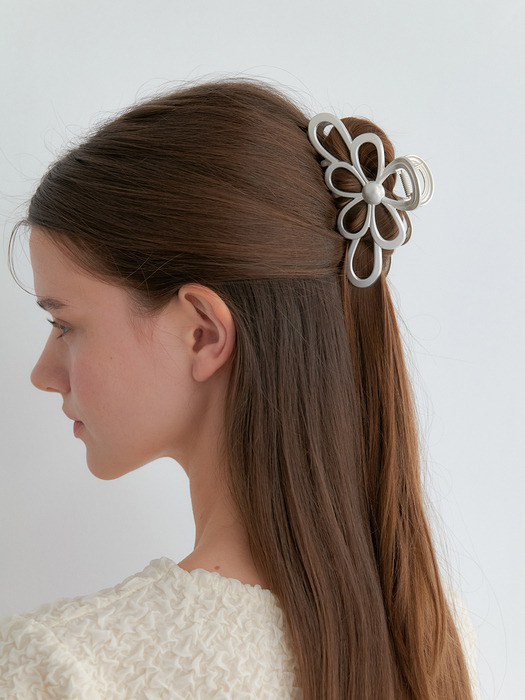 DAISY HAIR CLIP