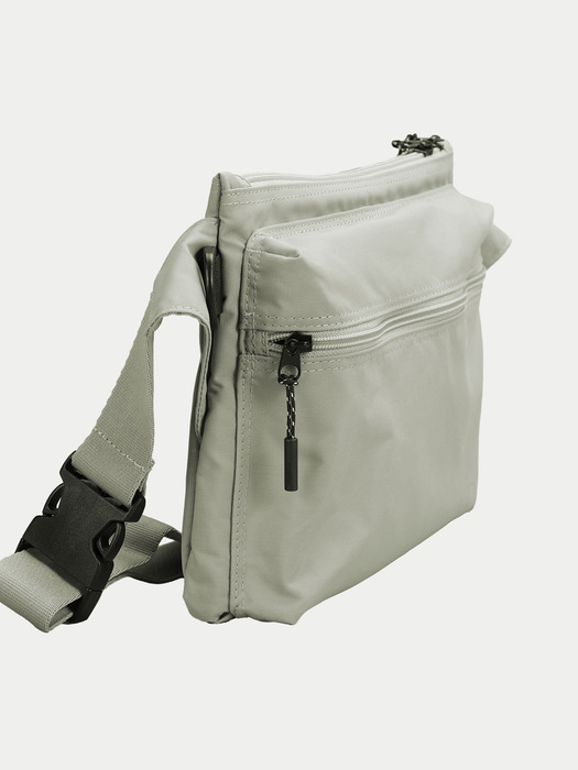 Unico Recycled Pocket Body Bag_Light khaki