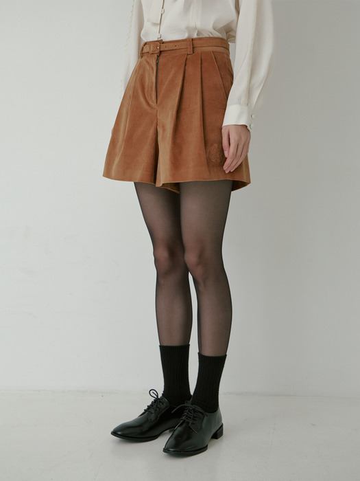 COTTON VELVET TUCK SHORTS+BELT SET_CAMEL BROWN