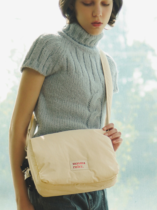 Plumpy daily cross bag _ Cream